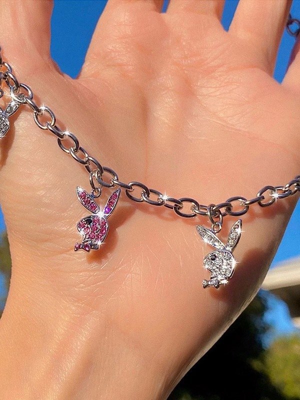 Collar con colgante de conejo de diamantes de imitación-2